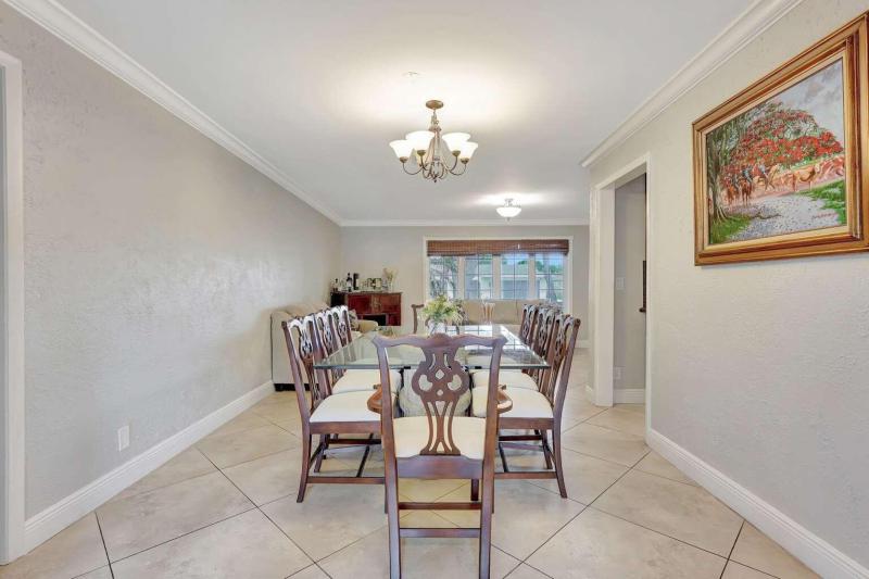  Single Family Homes Photo 4:  Plantation,  FL 33317