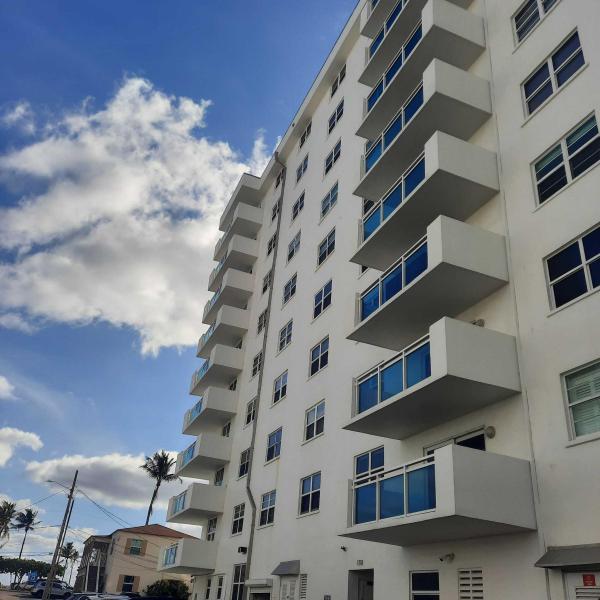  Condo & Townhome Photos