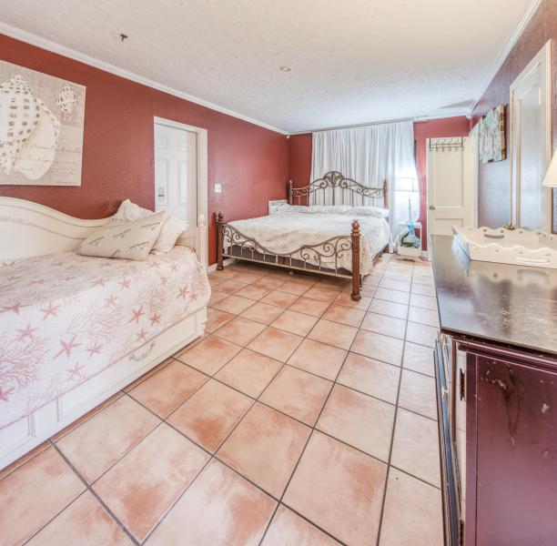 Duplex, Triplex and Fourplex Images