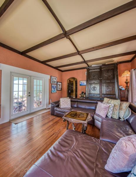 Duplex, Triplex and Fourplex Images