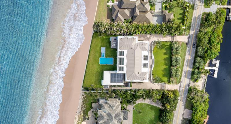  Single Family Homes Photo 2:  Manalapan,  FL 33462