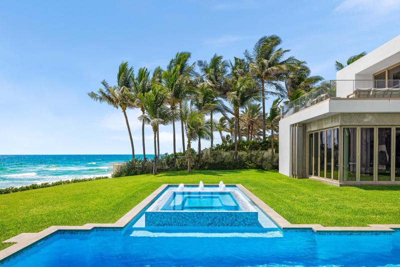  Single Family Homes Photo 27:  Manalapan,  FL 33462