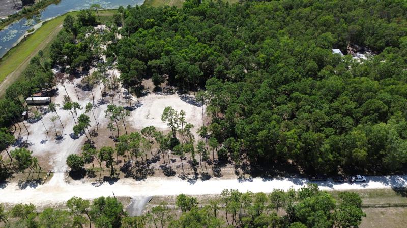  Commercial & Industrial Land Images 