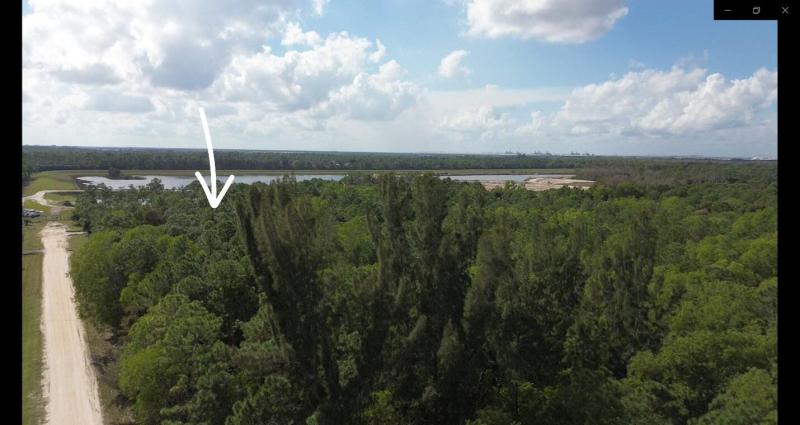  Commercial & Industrial Land Images 