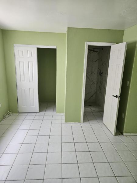  Single Family Homes Photo 13:  Miami,  FL 33179