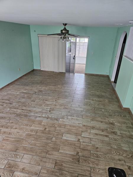  Single Family Homes Photo 7:  Miami,  FL 33179