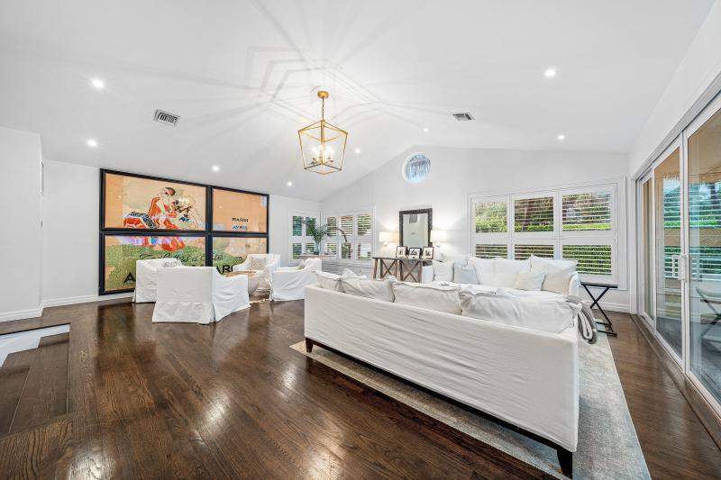  Single Family Homes Photo 12:  Ocean Ridge,  FL 33435