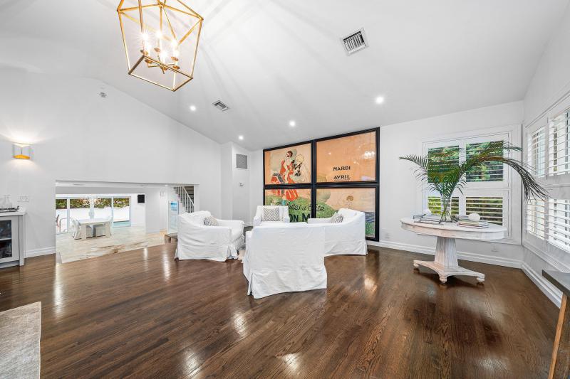  Single Family Homes Photo 13:  Ocean Ridge,  FL 33435