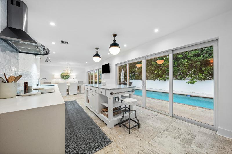  Single Family Homes Photo 23:  Ocean Ridge,  FL 33435