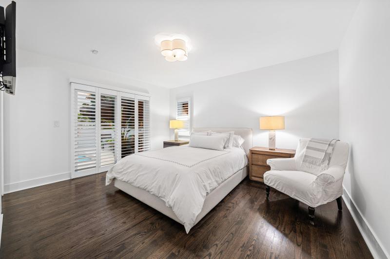  Single Family Homes Photo 27:  Ocean Ridge,  FL 33435