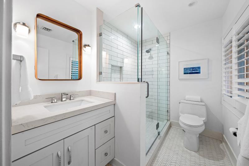  Single Family Homes Photo 28:  Ocean Ridge,  FL 33435