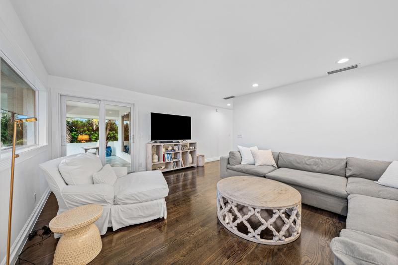  Single Family Homes Photo 31:  Ocean Ridge,  FL 33435