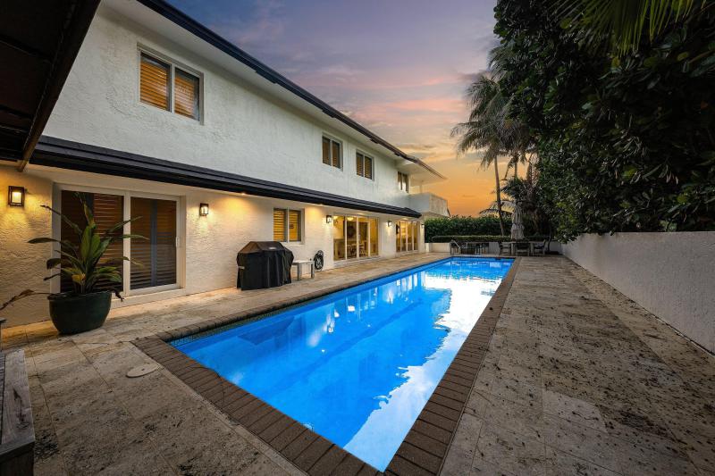 Single Family Homes Photo 47:  Ocean Ridge,  FL 33435
