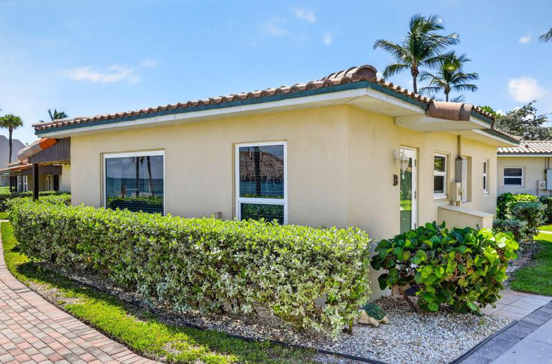  Condo & Townhome Photos
