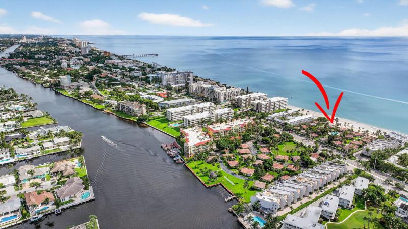  Condo & Townhome Photos