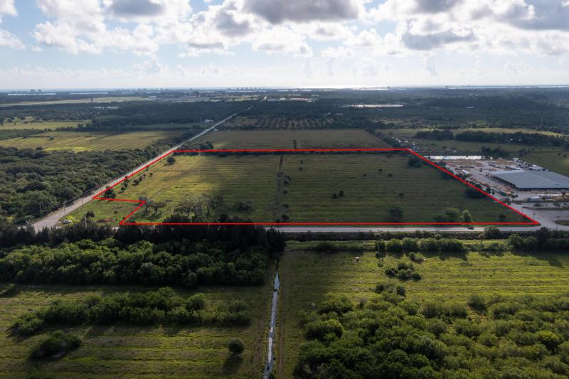  Commercial & Industrial Land Images 