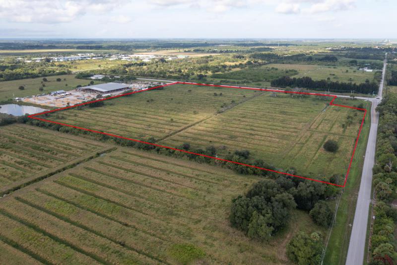  Commercial & Industrial Land Images 