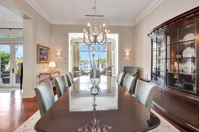  Single Family Homes Photo 11:  Highland Beach,  FL 33487