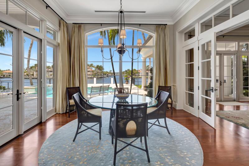  Single Family Homes Photo 12:  Highland Beach,  FL 33487