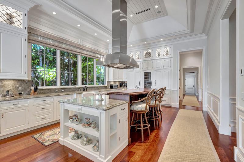  Single Family Homes Photo 13:  Highland Beach,  FL 33487