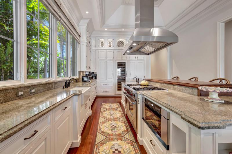  Single Family Homes Photo 14:  Highland Beach,  FL 33487