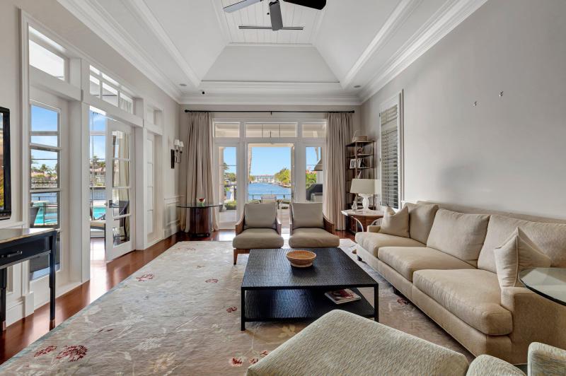  Single Family Homes Photo 18:  Highland Beach,  FL 33487