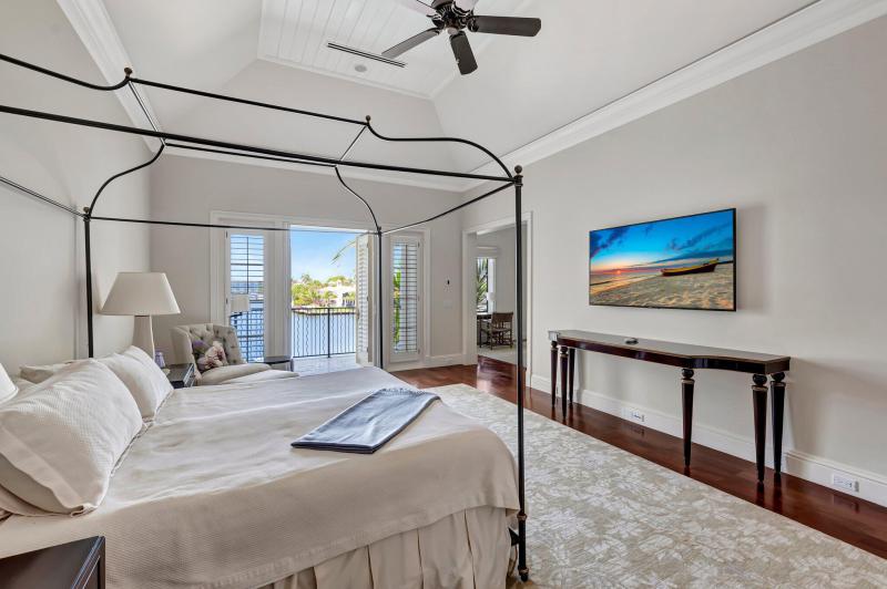  Single Family Homes Photo 26:  Highland Beach,  FL 33487