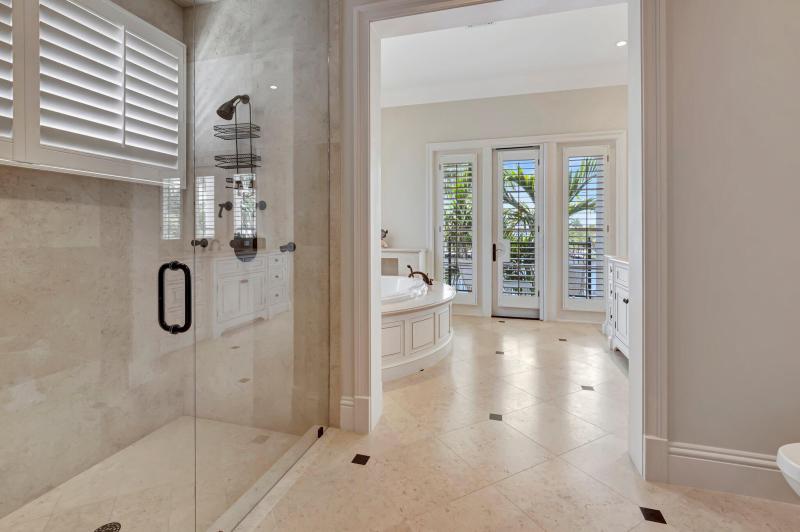  Single Family Homes Photo 29:  Highland Beach,  FL 33487