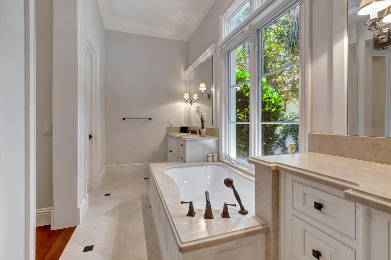  Single Family Homes Photo 37:  Highland Beach,  FL 33487