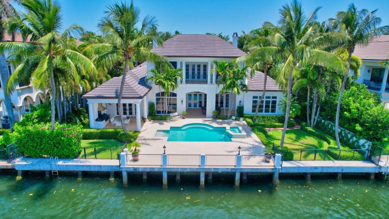  Single Family Homes Photo 5:  Highland Beach,  FL 33487