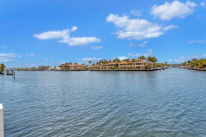  Single Family Homes Photo 59:  Highland Beach,  FL 33487