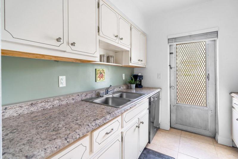 Duplex, Triplex and Fourplex Images