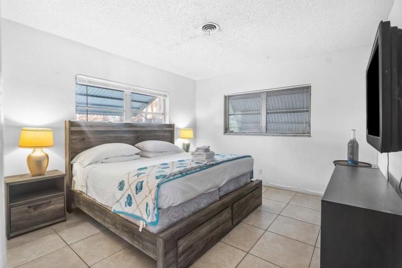 Duplex, Triplex and Fourplex Images