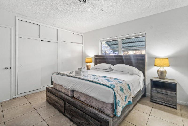 Duplex, Triplex and Fourplex Images