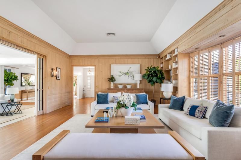  Single Family Homes Photo 12:  Palm Beach,  FL 33480