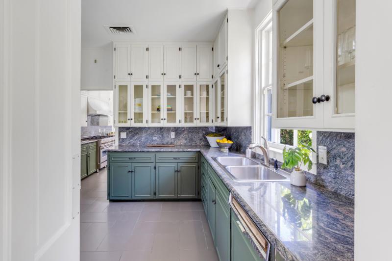  Single Family Homes Photo 18:  Palm Beach,  FL 33480