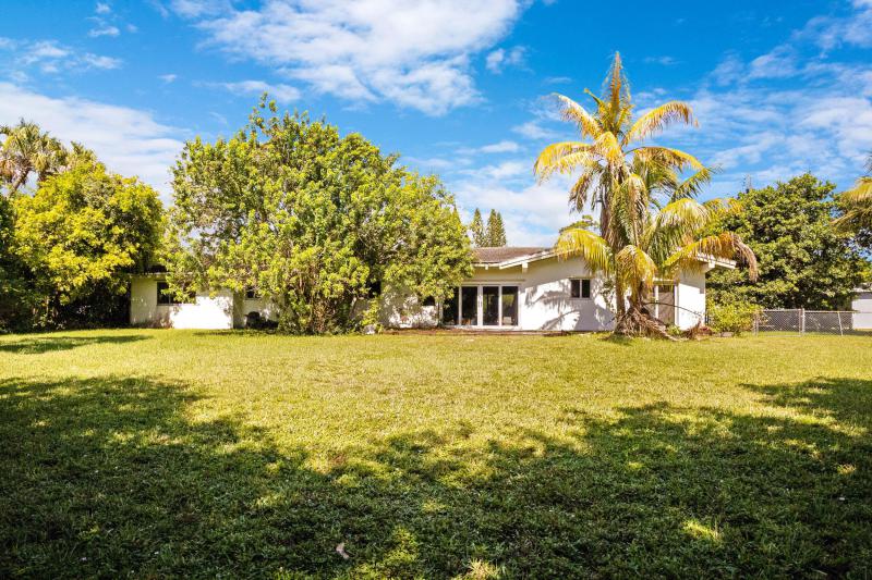  Single Family Homes Photo 11:  Tamarac,  FL 33319