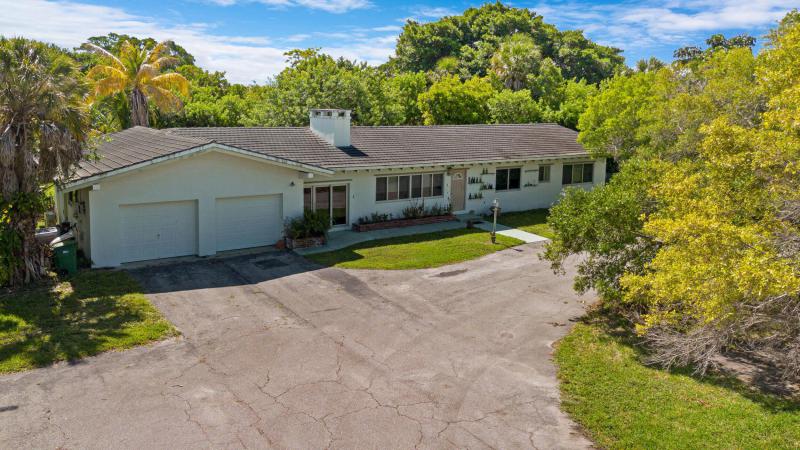  Single Family Homes Photo 2:  Tamarac,  FL 33319