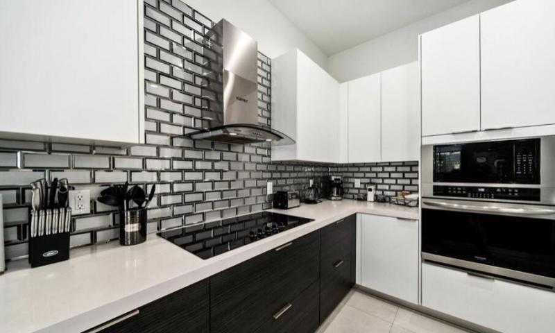  Condo & Townhome Photos