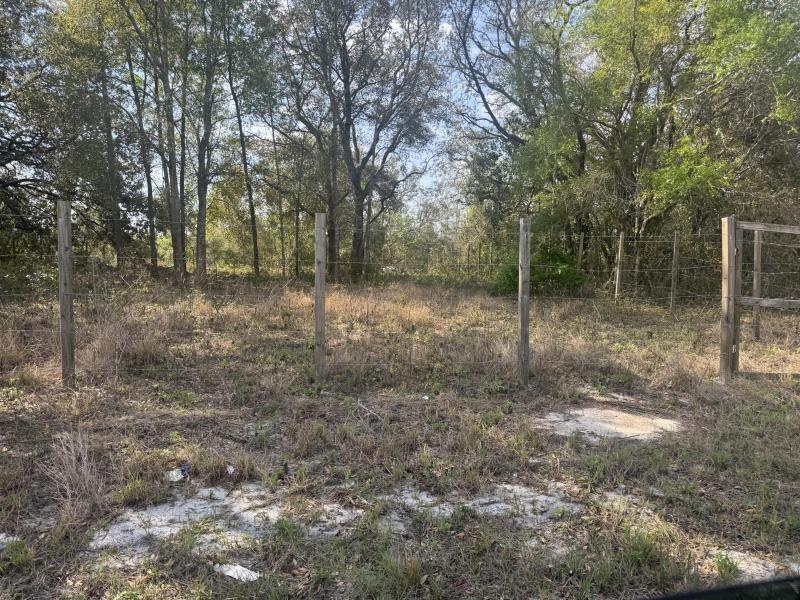  Commercial & Industrial Land Images 