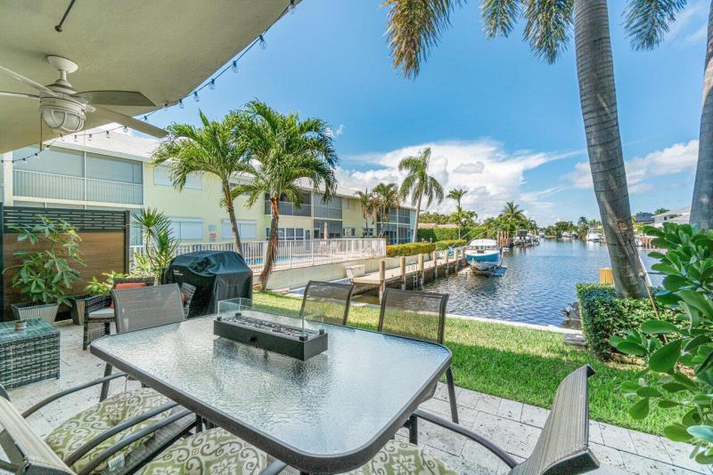  Condo & Townhome Photos