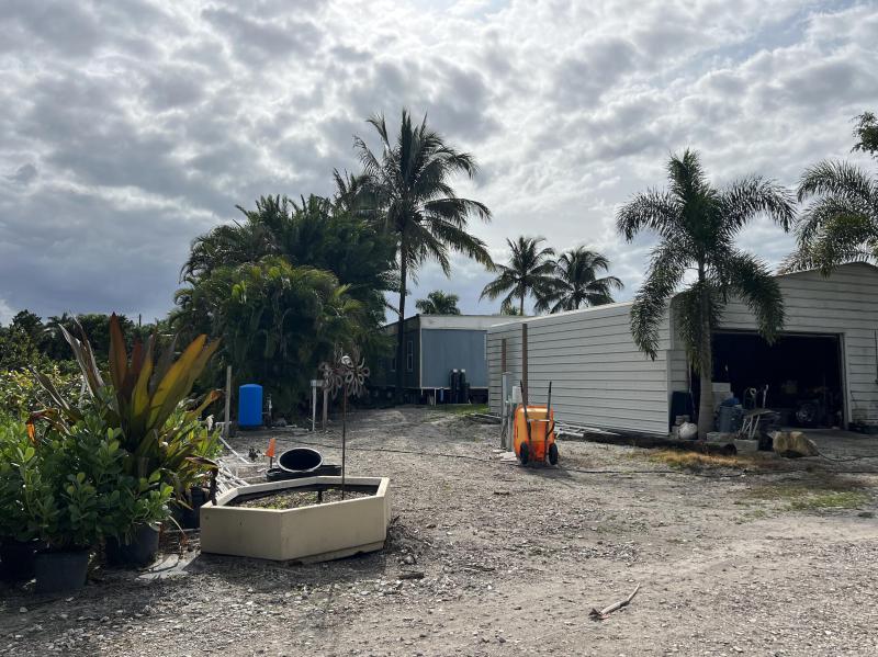  Commercial & Industrial Land Images 