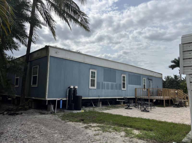  Commercial & Industrial Land Images 