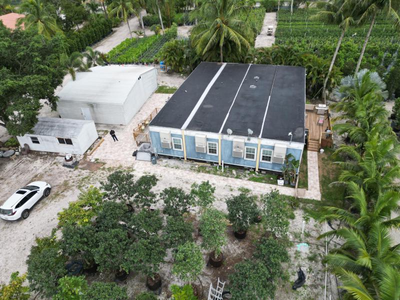  Commercial & Industrial Land Images 