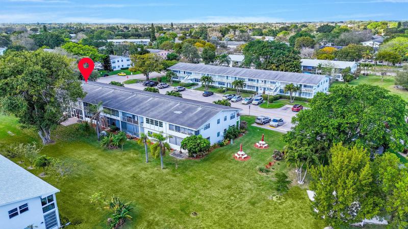  Condo & Townhome Photos