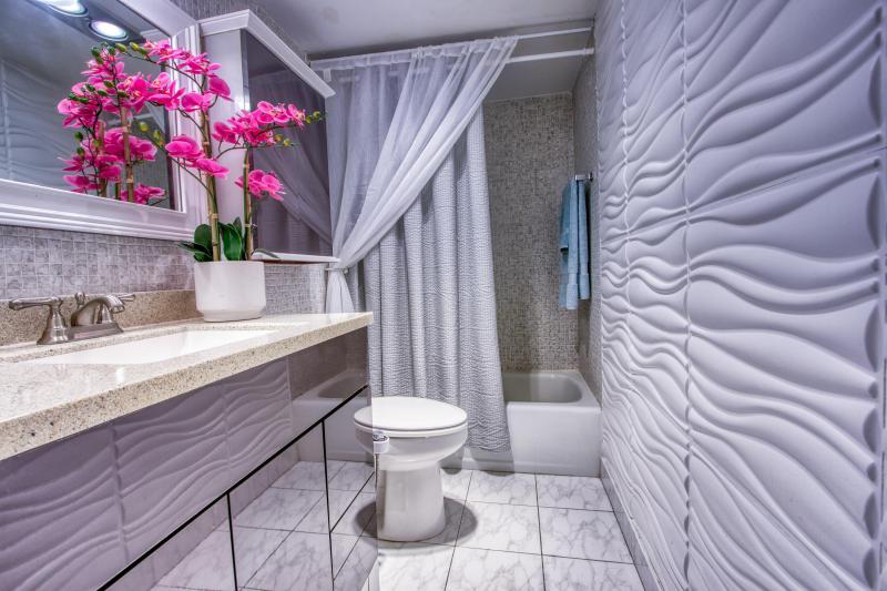  Condo & Townhome Photos