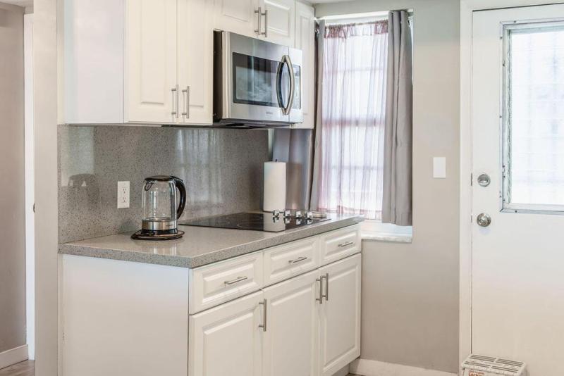  Condo & Townhome Photos