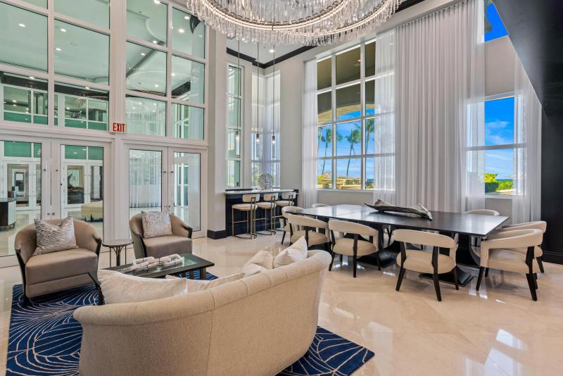  Condo & Townhome Photos