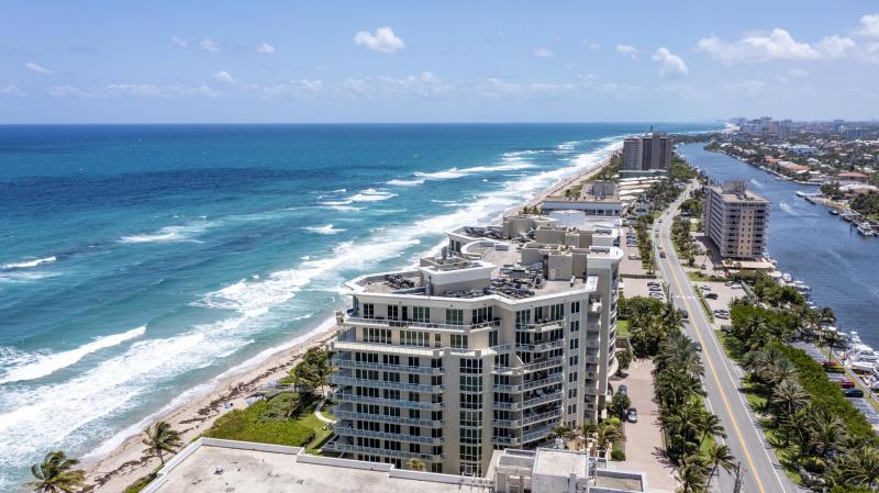 Condo & Townhome Photos