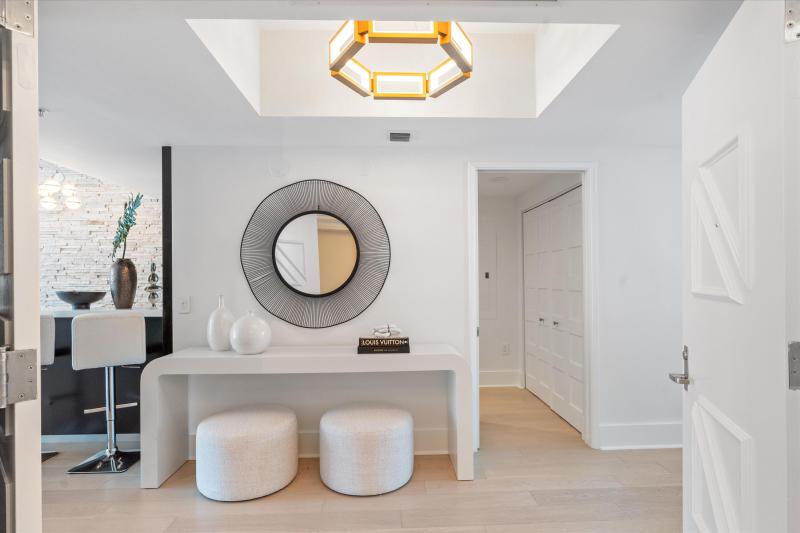  Condo & Townhome Photos